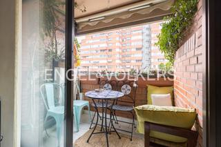 Appartement à Castilla. Exclusivo apartamento con terraza, piscina y garaje en avenida d Appartement à Castilla. Exclusivo apartamento con terraza, piscina y garaje en avenida d