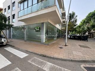 Business premise in Port de Pollença. Conjunto de 4 locales en venta en port de pollença Business premise in Port de Pollença. Conjunto de 4 locales en venta en port de pollença