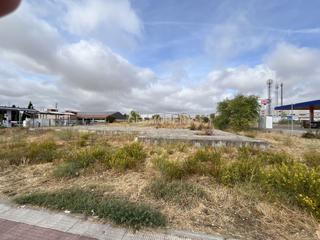Terreny residencial a Palacio. Conjunto de 2 solares unidos en venta en parla Terreny residencial a Palacio. Conjunto de 2 solares unidos en venta en parla