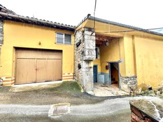 Casa a schiera  Lugar felechosa arriba. Casa de piedra con cuadra en felechosa Casa a schiera  Lugar felechosa arriba. Casa de piedra con cuadra en felechosa