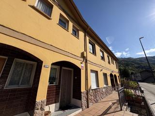 Casa adossada a Polea, la-cabañaquinta 31. Oportunidad única en nembra, aller adosado reformado, listo para Casa adossada a Polea, la-cabañaquinta 31. Oportunidad única en nembra, aller adosado reformado, listo para