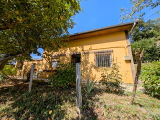 Chalet  Berruga,la. Casa con finca, casa de aperos, lavadero y cuadra con pajar en t Chalet  Berruga,la. Casa con finca, casa de aperos, lavadero y cuadra con pajar en t