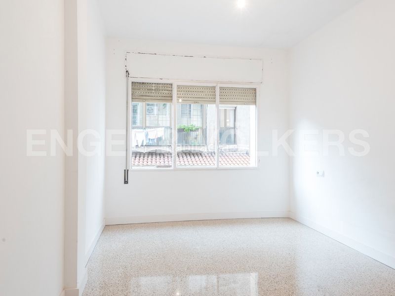 Piso Por 392 000 De 76 Metros Carrer Villarroel Obra Nueva En L