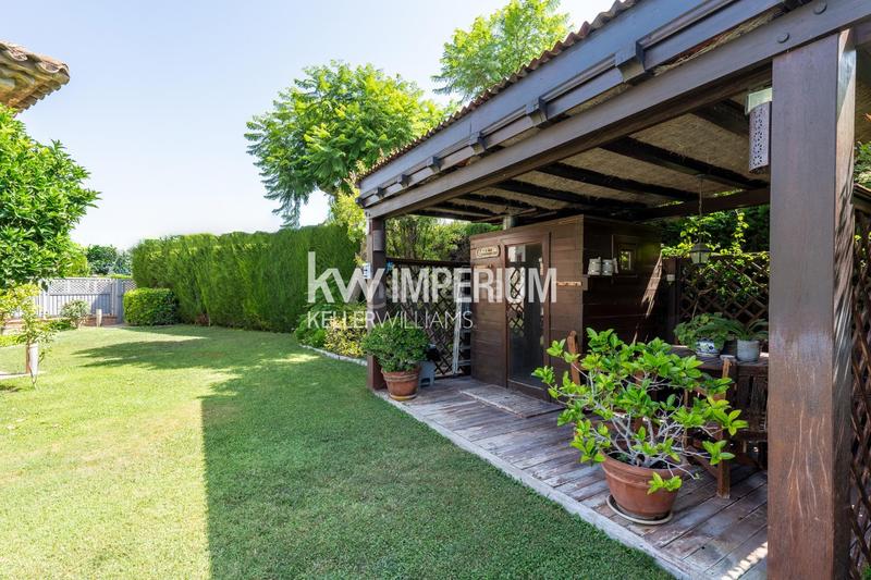 Foto 15e12893-3f2e-412e-810c-a8bdc363cf04. Chalet mit heizung parking pool in Els Tallats - Mas Olivé Cambrils Foto 15e12893-3f2e-412e-810c-a8bdc363cf04. Chalet mit heizung parking pool in Els Tallats - Mas Olivé Cambrils