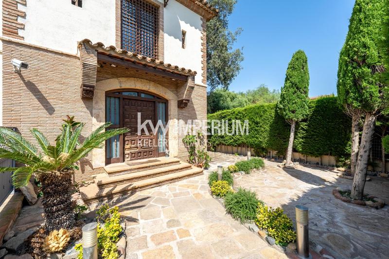 Foto 1f0b5ae4-b0f8-48a3-87c4-32b0543747a8. Chalet mit heizung parking pool in Els Tallats - Mas Olivé Cambrils Foto 1f0b5ae4-b0f8-48a3-87c4-32b0543747a8. Chalet mit heizung parking pool in Els Tallats - Mas Olivé Cambrils