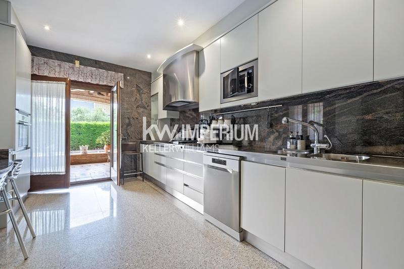 Foto 815cdc87-3ca8-4c31-b7f6-556c7b9c4bb6. Chalet mit heizung parking pool in Els Tallats - Mas Olivé Cambrils Foto 815cdc87-3ca8-4c31-b7f6-556c7b9c4bb6. Chalet mit heizung parking pool in Els Tallats - Mas Olivé Cambrils