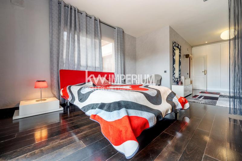 Foto e09f7f25-8e56-450b-8e8c-2e8399d3cd37. Chalet mit heizung parking pool in Els Tallats - Mas Olivé Cambrils Foto e09f7f25-8e56-450b-8e8c-2e8399d3cd37. Chalet mit heizung parking pool in Els Tallats - Mas Olivé Cambrils