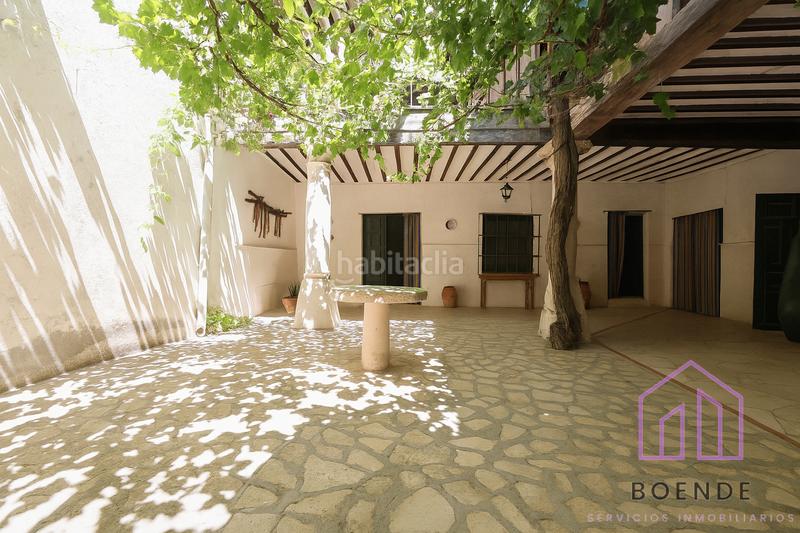 Foto 1249528d-fd6b-48c4-9a09-c9f666b66f38. Casa adossada amb xemeneia calefacció aparcament a Chinchón Foto 1249528d-fd6b-48c4-9a09-c9f666b66f38. Casa adossada amb xemeneia calefacció aparcament a Chinchón