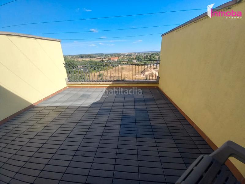 Foto 51ba3de2-faba-44a8-9eed-11012ba6cbc0. Chalet with heating parking in Plaza de Toros - Las Tenerías Aranda de Duero Foto 51ba3de2-faba-44a8-9eed-11012ba6cbc0. Chalet with heating parking in Plaza de Toros - Las Tenerías Aranda de Duero
