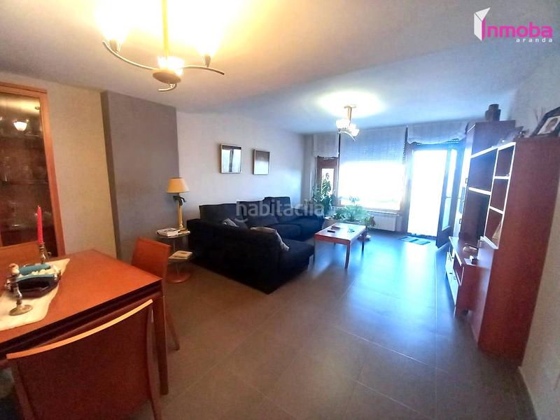 Foto 6fb4367e-e5e6-447a-a6b8-7af153ecea2a. Chalet with heating parking in Plaza de Toros - Las Tenerías Aranda de Duero Foto 6fb4367e-e5e6-447a-a6b8-7af153ecea2a. Chalet with heating parking in Plaza de Toros - Las Tenerías Aranda de Duero