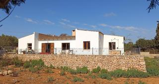 Masía en Sant Llorenç des Cardassar. Sensacional finca rustica con cedula de habitabilidad Masía en Sant Llorenç des Cardassar. Sensacional finca rustica con cedula de habitabilidad
