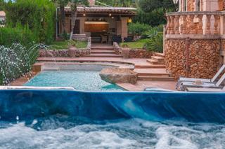 Chalet in Port Nou - Port Verd - Port Vell. Finca residencial con etv en costa de los pinos Chalet in Port Nou - Port Verd - Port Vell. Finca residencial con etv en costa de los pinos