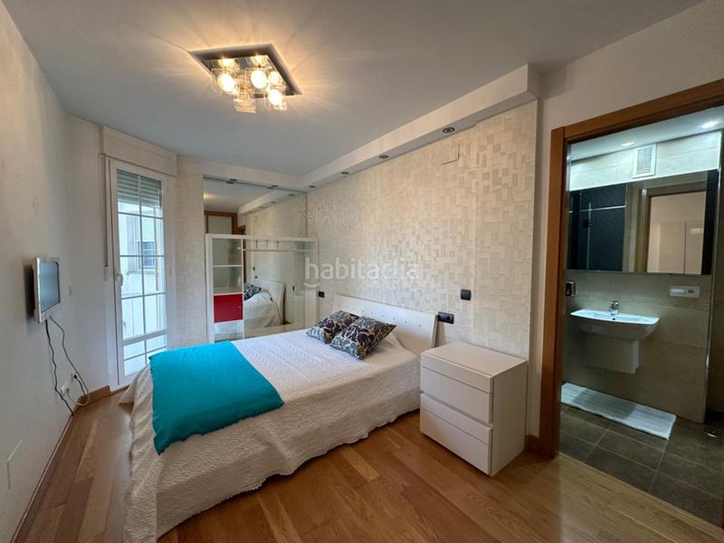 Foto 8ec4b857-4201-407d-86dc-c6c15a09b9e1. Lloguer pis amb calefacció aparcament a Centro Ponferrada Foto 8ec4b857-4201-407d-86dc-c6c15a09b9e1. Lloguer pis amb calefacció aparcament a Centro Ponferrada