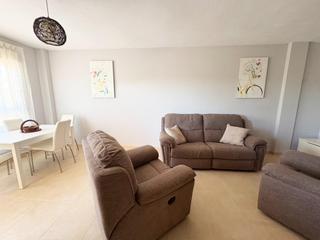 Appartement  Bodega la. Bungalow en planta alta con solárium privado en daya nueva Appartement  Bodega la. Bungalow en planta alta con solárium privado en daya nueva