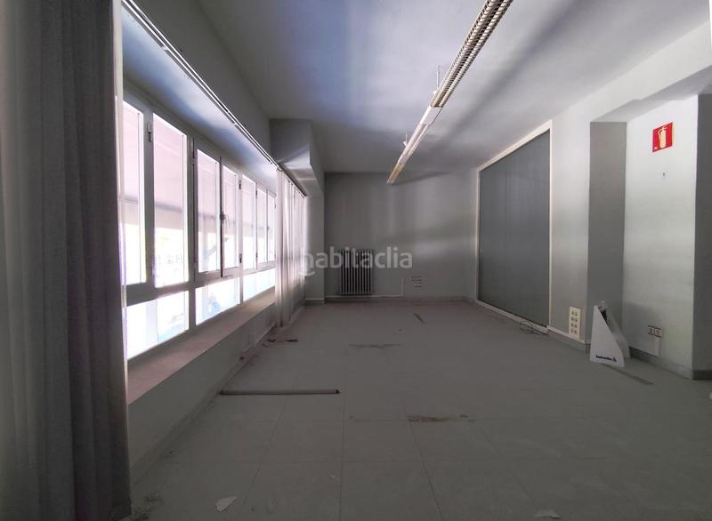 Foto fc404d44-ba3f-4a49-8449-bcfcfd9d18a0. Oficina a Gran Via Logroño Foto fc404d44-ba3f-4a49-8449-bcfcfd9d18a0. Oficina a Gran Via Logroño