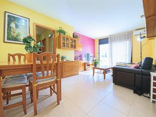 Pis  Calle de dante. Piso amplio, luminoso y con terraza en palausolità i plegamans Pis  Calle de dante. Piso amplio, luminoso y con terraza en palausolità i plegamans