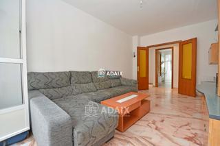 Pis Calle hernando de soto. Piso en venta cáceres, oportunidad, con garaje y trastero. ubica Pis Calle hernando de soto. Piso en venta cáceres, oportunidad, con garaje y trastero. ubica