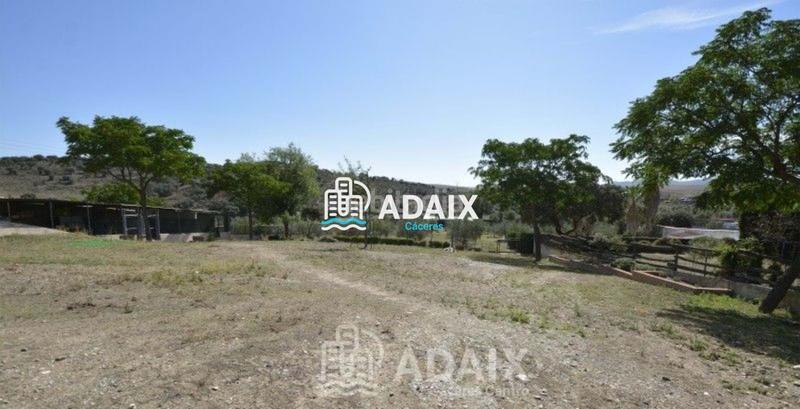 Foto 320ecc5a-d810-4091-b194-d2927d1bee5b. Xalet amb aparcament piscina a Montesol - Mejostilla Cáceres Foto 320ecc5a-d810-4091-b194-d2927d1bee5b. Xalet amb aparcament piscina a Montesol - Mejostilla Cáceres