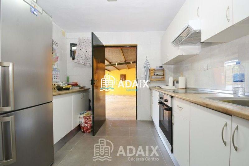 Foto e3bff05d-ae77-4831-b6f7-5d0313ceeb14. Xalet amb aparcament piscina a Montesol - Mejostilla Cáceres Foto e3bff05d-ae77-4831-b6f7-5d0313ceeb14. Xalet amb aparcament piscina a Montesol - Mejostilla Cáceres