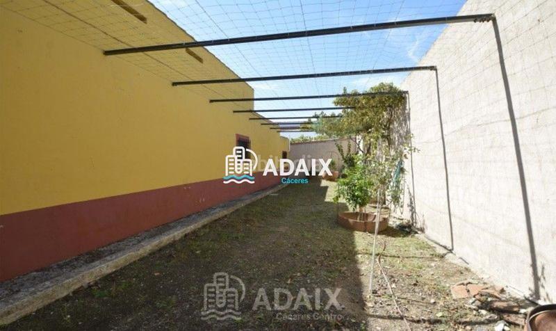 Foto ea0177e1-a737-4c0a-afa1-370cc99df8f6. Xalet amb aparcament piscina a Montesol - Mejostilla Cáceres Foto ea0177e1-a737-4c0a-afa1-370cc99df8f6. Xalet amb aparcament piscina a Montesol - Mejostilla Cáceres