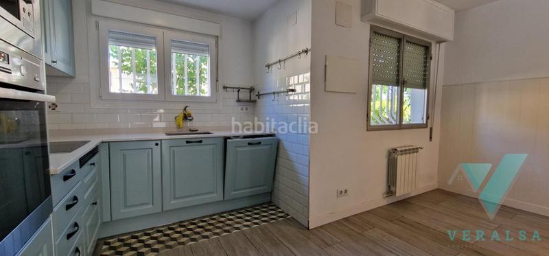 Foto 0fdec45c-7b2d-4fa7-b08e-da3659013a7d. Casa con riscaldamento parcheggio in Rosa de Luxemburgo San Sebastián de los Reyes Foto 0fdec45c-7b2d-4fa7-b08e-da3659013a7d. Casa con riscaldamento parcheggio in Rosa de Luxemburgo San Sebastián de los Reyes