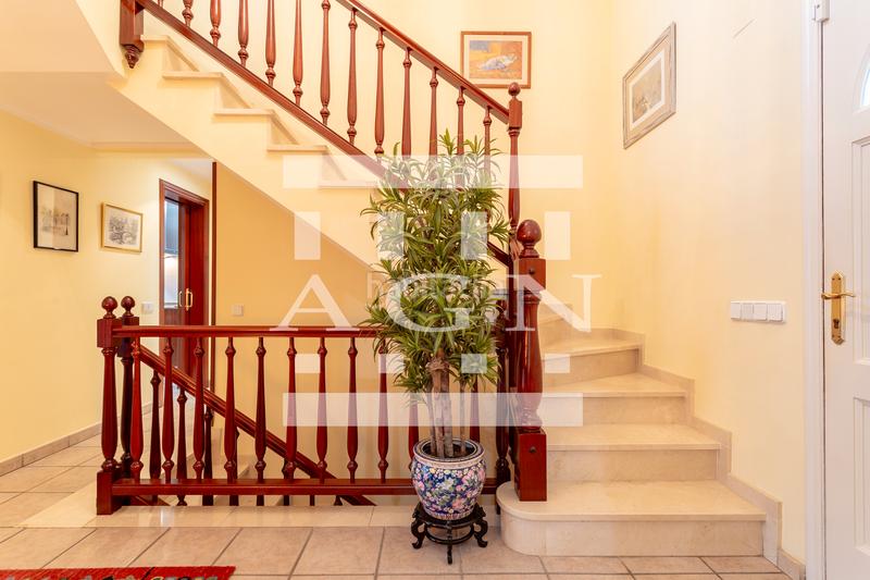 Foto 36f018c1-0e9d-4eb2-8e2d-d2ac6ad08bc5. Xalet amb xemeneia calefacció aparcament piscina a Cambrils Foto 36f018c1-0e9d-4eb2-8e2d-d2ac6ad08bc5. Xalet amb xemeneia calefacció aparcament piscina a Cambrils