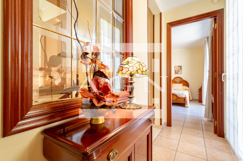 Foto 3a2b90d1-37be-4c0c-a1ba-f810f9ea9115. Xalet amb xemeneia calefacció aparcament piscina a Cambrils Foto 3a2b90d1-37be-4c0c-a1ba-f810f9ea9115. Xalet amb xemeneia calefacció aparcament piscina a Cambrils