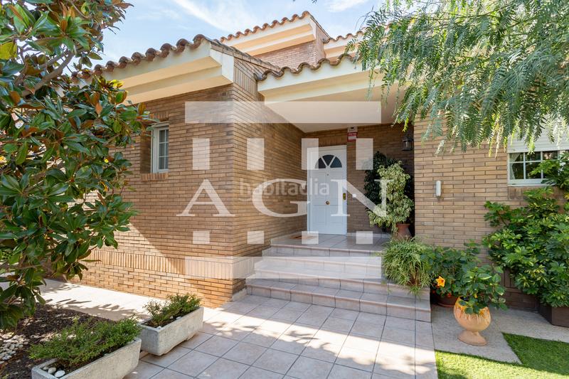 Foto 5b9adf19-59ca-4443-a41c-befb28416277. Xalet amb xemeneia calefacció aparcament piscina a Cambrils Foto 5b9adf19-59ca-4443-a41c-befb28416277. Xalet amb xemeneia calefacció aparcament piscina a Cambrils