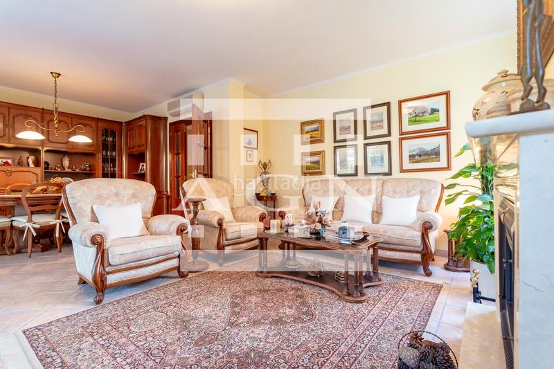 Foto 7d2c3f50-9bd3-4d69-b9f3-6c403665992d. Xalet amb xemeneia calefacció aparcament piscina a Cambrils Foto 7d2c3f50-9bd3-4d69-b9f3-6c403665992d. Xalet amb xemeneia calefacció aparcament piscina a Cambrils