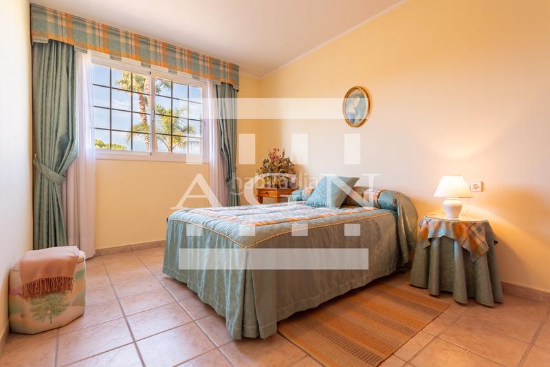 Foto d593c10c-4f02-452d-876e-0d9d3797ca95. Xalet amb xemeneia calefacció aparcament piscina a Cambrils Foto d593c10c-4f02-452d-876e-0d9d3797ca95. Xalet amb xemeneia calefacció aparcament piscina a Cambrils