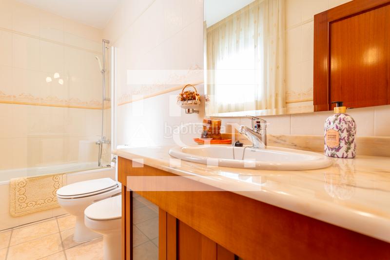 Foto df12baad-c02e-4ac8-8221-c5b467cb1002. Xalet amb xemeneia calefacció aparcament piscina a Cambrils Foto df12baad-c02e-4ac8-8221-c5b467cb1002. Xalet amb xemeneia calefacció aparcament piscina a Cambrils