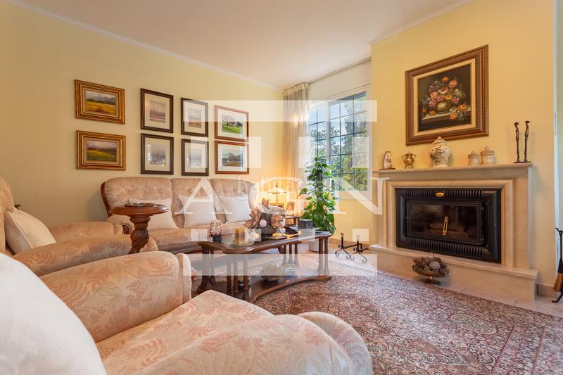 Foto f3ad6e89-13e1-48be-a1f6-0ee8fcc6eb99. Xalet amb xemeneia calefacció aparcament piscina a Cambrils Foto f3ad6e89-13e1-48be-a1f6-0ee8fcc6eb99. Xalet amb xemeneia calefacció aparcament piscina a Cambrils