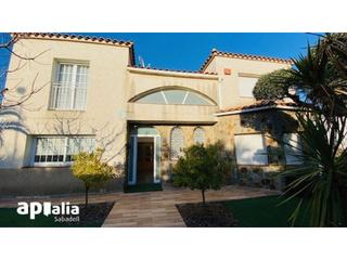Xalet a Castellarnau. Chalet torre sabadell castellarnau Xalet a Castellarnau. Chalet torre sabadell castellarnau