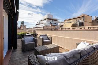 Alquiler Ático en Raval. Espectacular atico amueblado en el centro de barcelona Alquiler Ático en Raval. Espectacular atico amueblado en el centro de barcelona