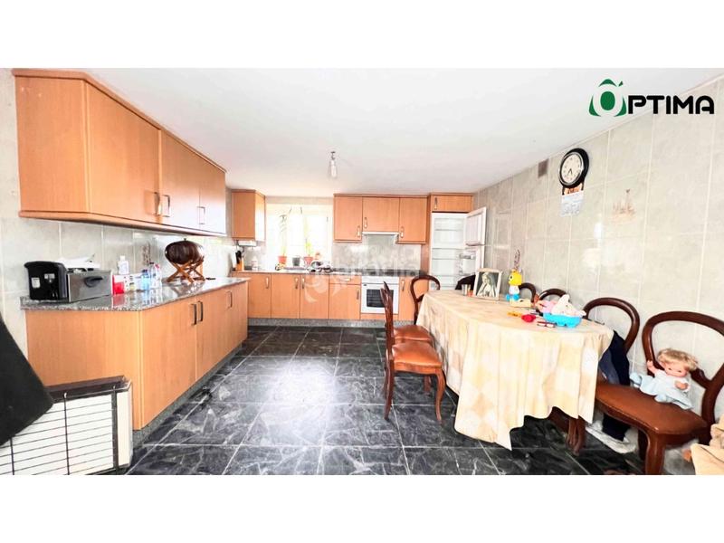 Foto 56f316b7-c353-40e9-a894-02ef0d5974a1. Casa amb aparcament a Forcarei Foto 56f316b7-c353-40e9-a894-02ef0d5974a1. Casa amb aparcament a Forcarei