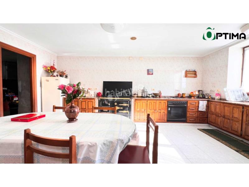 Foto 34a278b5-f3f5-4571-b067-cb48e2126b66. Casa amb aparcament a Abadín Foto 34a278b5-f3f5-4571-b067-cb48e2126b66. Casa amb aparcament a Abadín