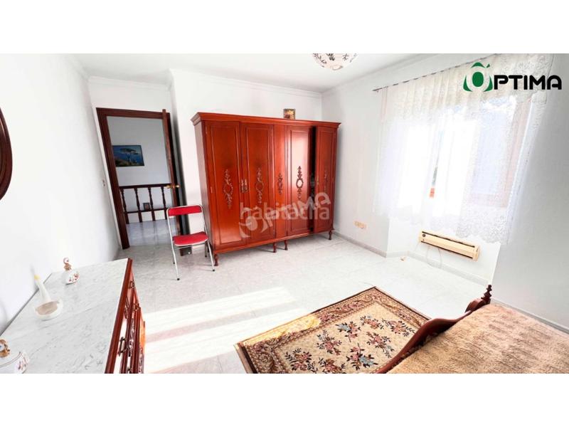 Foto 4dae0c33-04c9-4de5-a0fd-3d34b1edb90d. Casa amb aparcament a Abadín Foto 4dae0c33-04c9-4de5-a0fd-3d34b1edb90d. Casa amb aparcament a Abadín