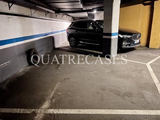 Parking voiture Carrer del rosselló. Venta de plaza de parking grande. Parking voiture Carrer del rosselló. Venta de plaza de parking grande.
