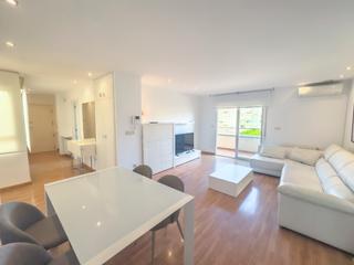 Location Appartement à Ciutat Universitària. Piso de 110 metros cuadrados a dos fachadas, amueblada, orientac Location Appartement à Ciutat Universitària. Piso de 110 metros cuadrados a dos fachadas, amueblada, orientac