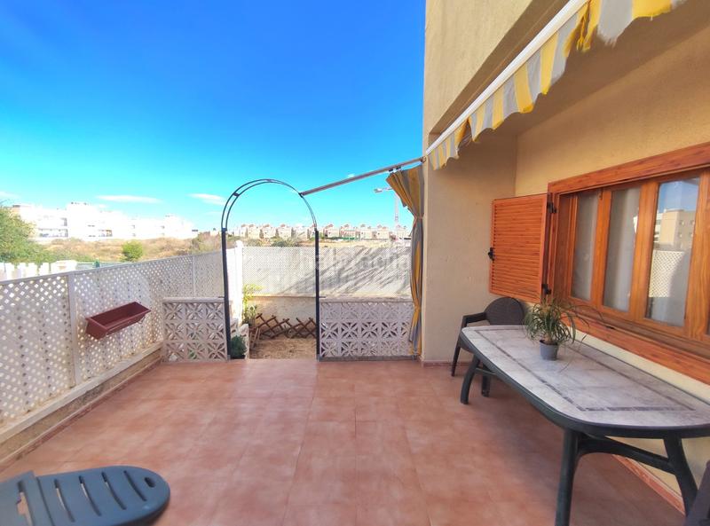 Foto b525f026-f1e1-4e6c-8a17-e64c303ba6fc. Location duplex avec parking piscine dans Monte Faro-Altomar II Santa Pola Foto b525f026-f1e1-4e6c-8a17-e64c303ba6fc. Location duplex avec parking piscine dans Monte Faro-Altomar II Santa Pola