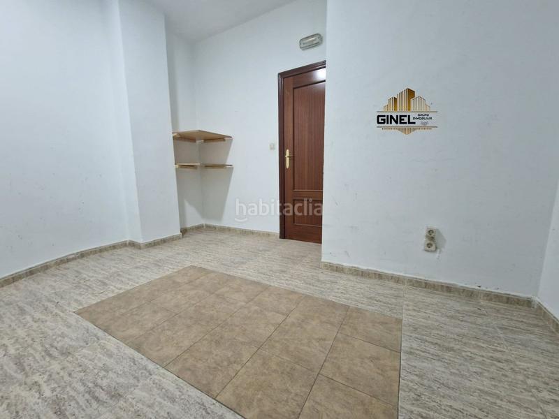 Foto 4273cde4-ecd2-423a-ae18-89a7ad089e8e. Local comercial local com. en venta en boulevard boulevard 1 fase, 2 despachos. en Jaén Foto 4273cde4-ecd2-423a-ae18-89a7ad089e8e. Local comercial local com. en venta en boulevard boulevard 1 fase, 2 despachos. en Jaén