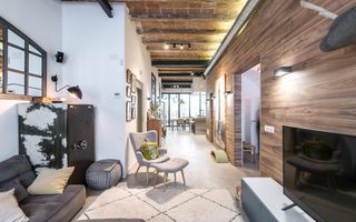 Casa Passatge nogues. Casa con piscina y terrazas Casa Passatge nogues. Casa con piscina y terrazas