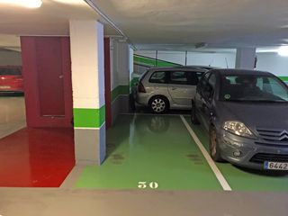 Autoparkplatz in Carrer roger de flor, 276. Plaza para coche pequeño Autoparkplatz in Carrer roger de flor, 276. Plaza para coche pequeño