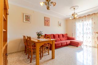 Etagenwohnung  Andalucía. Piso con vistas despejadas en loja  cómodo, luminoso y en ubicac Etagenwohnung  Andalucía. Piso con vistas despejadas en loja  cómodo, luminoso y en ubicac