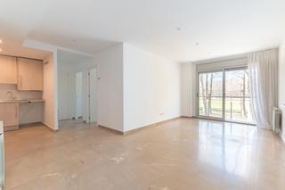 Appartement  De la devesa. Pis amb terrassa i aparcament al parc de la devesa, amb llogater Appartement  De la devesa. Pis amb terrassa i aparcament al parc de la devesa, amb llogater
