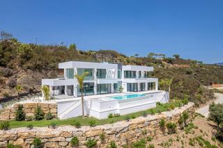 Casa en N/a. Una villa moderna a estrenar de última generación en montemayor. Casa en N/a. Una villa moderna a estrenar de última generación en montemayor.