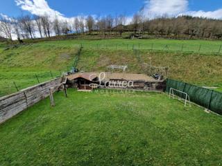 Casa aparellada a Areatza. Areatza se vende bifamiliar. zona residencial. preciosas vistas Casa aparellada a Areatza. Areatza se vende bifamiliar. zona residencial. preciosas vistas