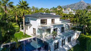 Casa en Nueva Andalucía centro. Villa en nueva andalucía en primera línea de golf en venta Casa en Nueva Andalucía centro. Villa en nueva andalucía en primera línea de golf en venta