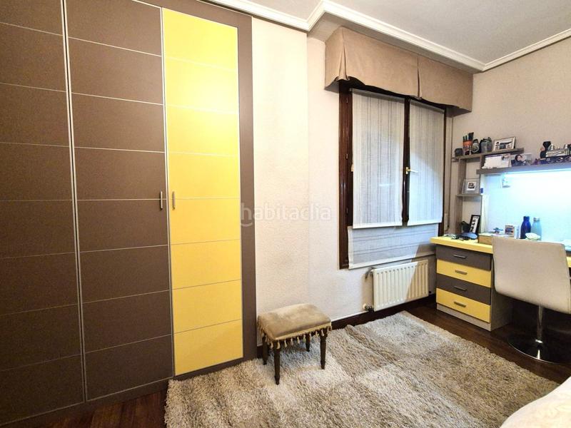 Foto 534abb6d-92fb-43d8-902a-32f676854ff1. Piso vivienda de 100 m2 en la txitxarra, ascensor y trastero. en Santurtzi Foto 534abb6d-92fb-43d8-902a-32f676854ff1. Piso vivienda de 100 m2 en la txitxarra, ascensor y trastero. en Santurtzi