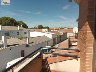 Reihenhaus Calle pegueras. Chalet adosado como nuevo, con inquilinos. Reihenhaus Calle pegueras. Chalet adosado como nuevo, con inquilinos.
